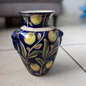 Vintage Porcelain Painted Oriental Urn Vase Chinioserie Style/Vintage Home Decor